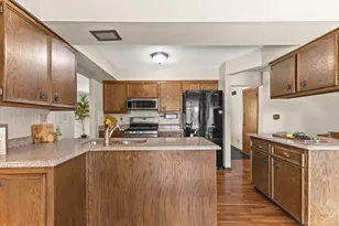 S93W22525 Henneberry Ave, Vernon, WI 53103 - Photo 12