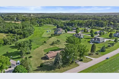 S93W22525  Henneberry Ave, Vernon, WI 53103 - Photo 32