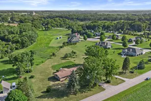 S93W22525 Henneberry Ave, Vernon, WI 53103 - Photo 32
