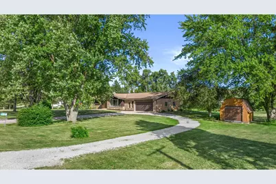S93W22525  Henneberry Ave, Vernon, WI 53103 - Photo 36