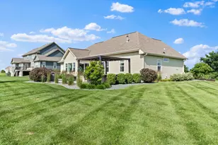 W129S8726 Boxhorn Reserve Dr, Muskego, WI 53150 - Photo 42
