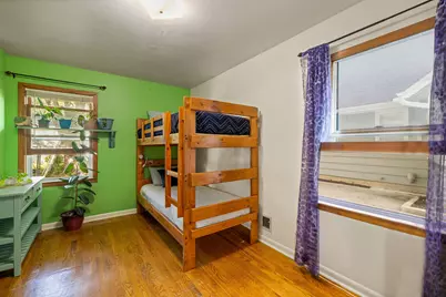 311 N 110th St, Wauwatosa, WI 53226 - Photo 10