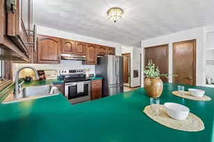 6161 S New York Ave, Cudahy, WI 53110 - Photo 12