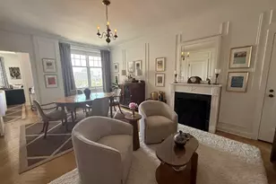 925 E Wells St, Milwaukee, WI 53202 - Photo 12
