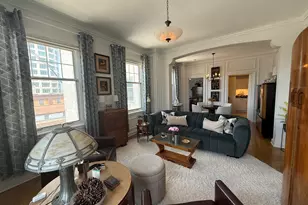 925 E Wells St, Milwaukee, WI 53202 - Photo 4