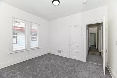 3240 W Juneau Ave, Milwaukee, WI 53208 - Photo 10