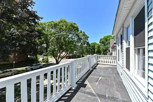 3240 W Juneau Ave, Milwaukee, WI 53208 - Photo 12