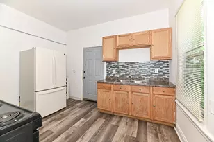 3240 W Juneau Ave, Milwaukee, WI 53208 - Photo 4