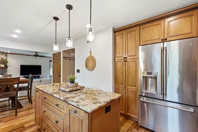 1990  Kettle Side Ct, Richfield, WI 53076 - Photo 10