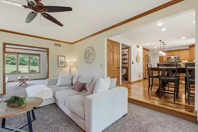 1990  Kettle Side Ct, Richfield, WI 53076 - Photo 6