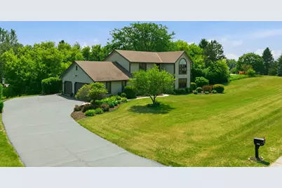 1990  Kettle Side Ct, Richfield, WI 53076 - Photo 36