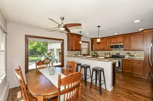 5769 N River Forest Dr, Glendale, WI 53209 - Photo 20
