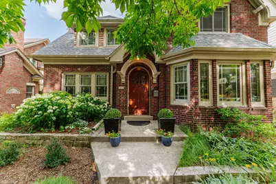 3454 N Frederick Ave, Milwaukee, WI 53211 - Photo 4
