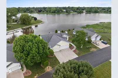 1505  Blue Heron Dr, Two Rivers, WI 54241 - Photo 2