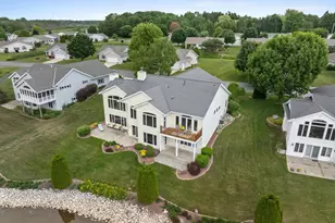 1505 Blue Heron Dr, Two Rivers, WI 54241 - Photo 4