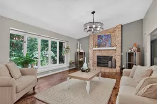 315 Kettle Ct, Slinger, WI 53086 - Photo 6