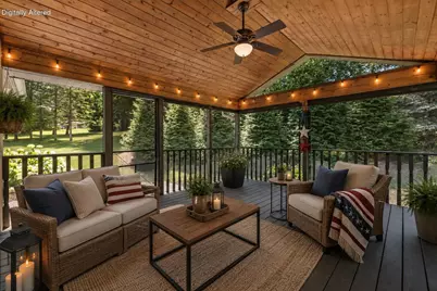 4003  Margolis Dr, West Bend, WI 53095 - Photo 18