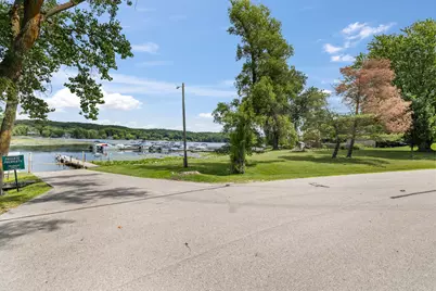 4003  Margolis Dr, West Bend, WI 53095 - Photo 2
