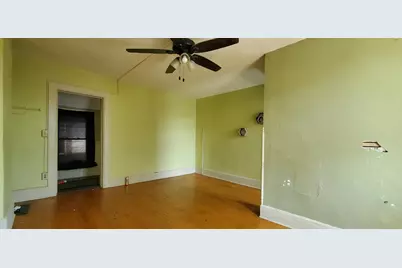 1028 S 32nd St, Milwaukee, WI 53215 - Photo 14