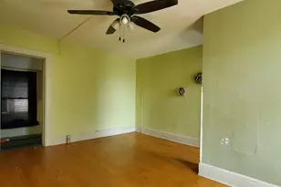 1028 S 32nd St, Milwaukee, WI 53215 - Photo 14