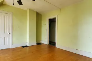 1028 S 32nd St, Milwaukee, WI 53215 - Photo 12