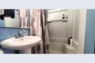 1028 S 32nd St, Milwaukee, WI 53215 - Photo 46