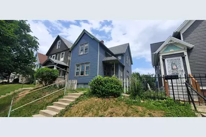 1028 S 32nd St, Milwaukee, WI 53215 - Photo 4