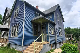 1028 S 32nd St, Milwaukee, WI 53215 - Photo 6