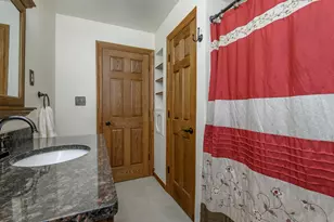 W155N5414 Balsam Dr, Menomonee Falls, WI 53051 - Photo 22