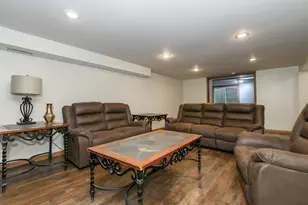 W155N5414 Balsam Dr, Menomonee Falls, WI 53051 - Photo 26