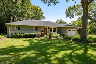 W155N5414 Balsam Dr, Menomonee Falls, WI 53051 - Photo 1
