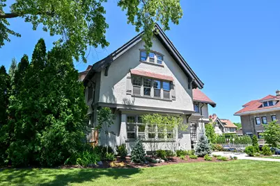 2928 E Kenwood Blvd, Milwaukee, WI 53211 - Photo 8