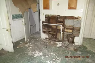 2365 N 6th St, Milwaukee, WI 53212 - Photo 8