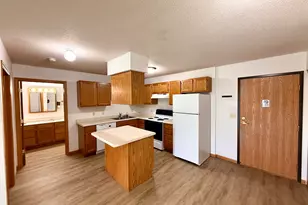 1021 Grandview Ave, Tomah, WI 54660 - Photo 6
