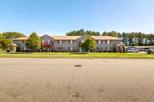 1021 Grandview Ave, Tomah, WI 54660 - Photo 2