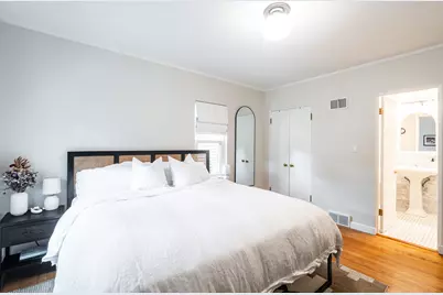 130 W Birch Ave, Whitefish Bay, WI 53217 - Photo 20
