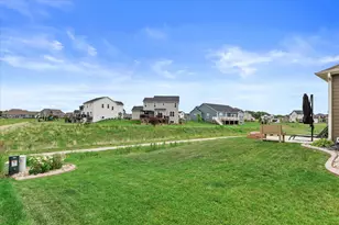 35174 Winnebago Ct, Summit, WI 53066 - Photo 36
