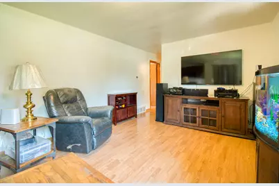 4615 N 149th St, Brookfield, WI 53005 - Photo 4