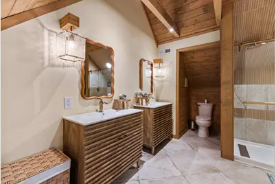 3000 W Highland Rd, Mequon, WI 53092 - Photo 22