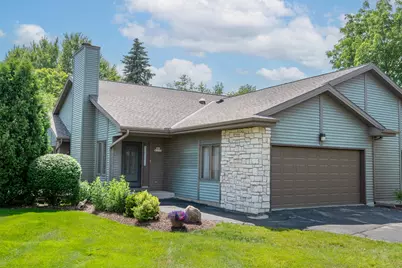 N81W13163  Country Terrace Ln, Menomonee Falls, WI 53051 - Photo 1