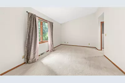 N81W13163  Country Terrace Ln, Menomonee Falls, WI 53051 - Photo 18