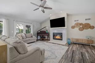 390 Garrison Dr, Lake Geneva, WI 53147 - Photo 4
