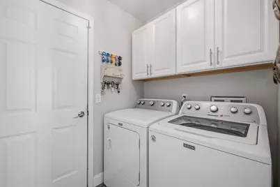 390  Garrison Dr, Lake Geneva, WI 53147 - Photo 8