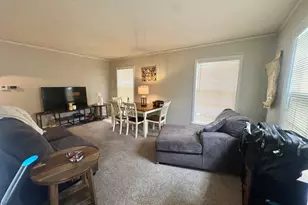 528 N 63rd St, Wauwatosa, WI 53213 - Photo 6