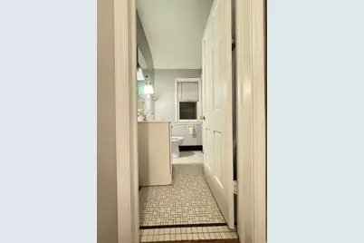 528 N 63rd St, Wauwatosa, WI 53213 - Photo 22