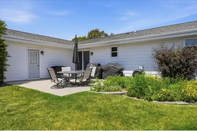 920  Cedar Ct, Port Washington, WI 53074 - Photo 32