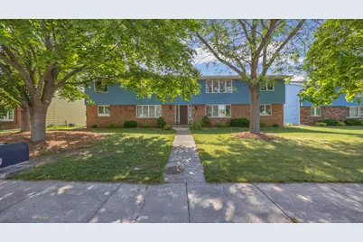 215 S 11 St, Oostburg, WI 53070 - Photo 1