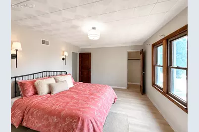 1636  Main Ave, Sheboygan, WI 53083 - Photo 18