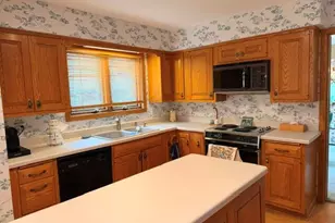 235 N Elm Grove Rd, Brookfield, WI 53005 - Photo 12
