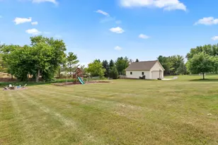 W1923 Fairfield Ln, Sheboygan, WI 53083 - Photo 28